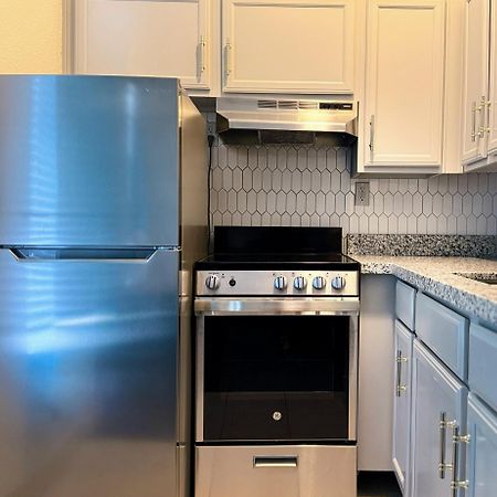 Athens Hotel & Suites Houston Extérieur photo