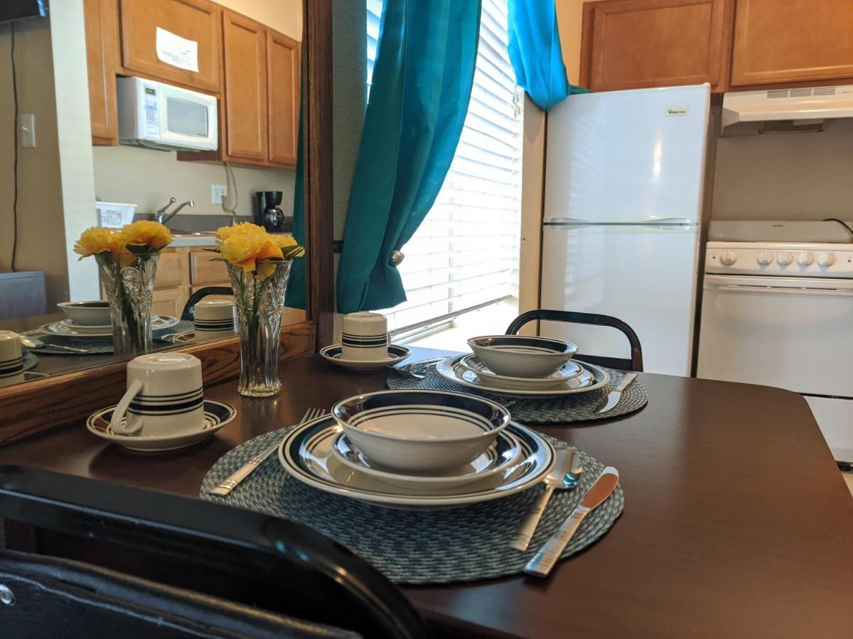 Athens Hotel & Suites Houston Extérieur photo
