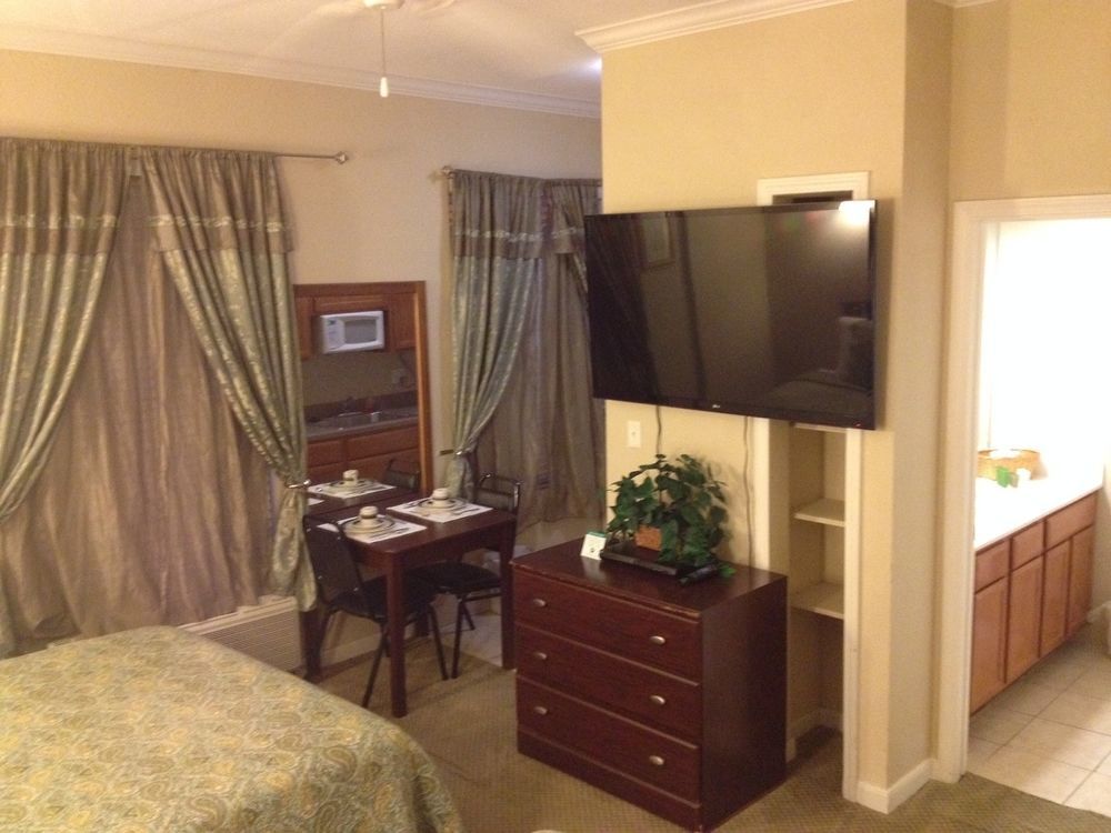 Athens Hotel & Suites Houston Extérieur photo
