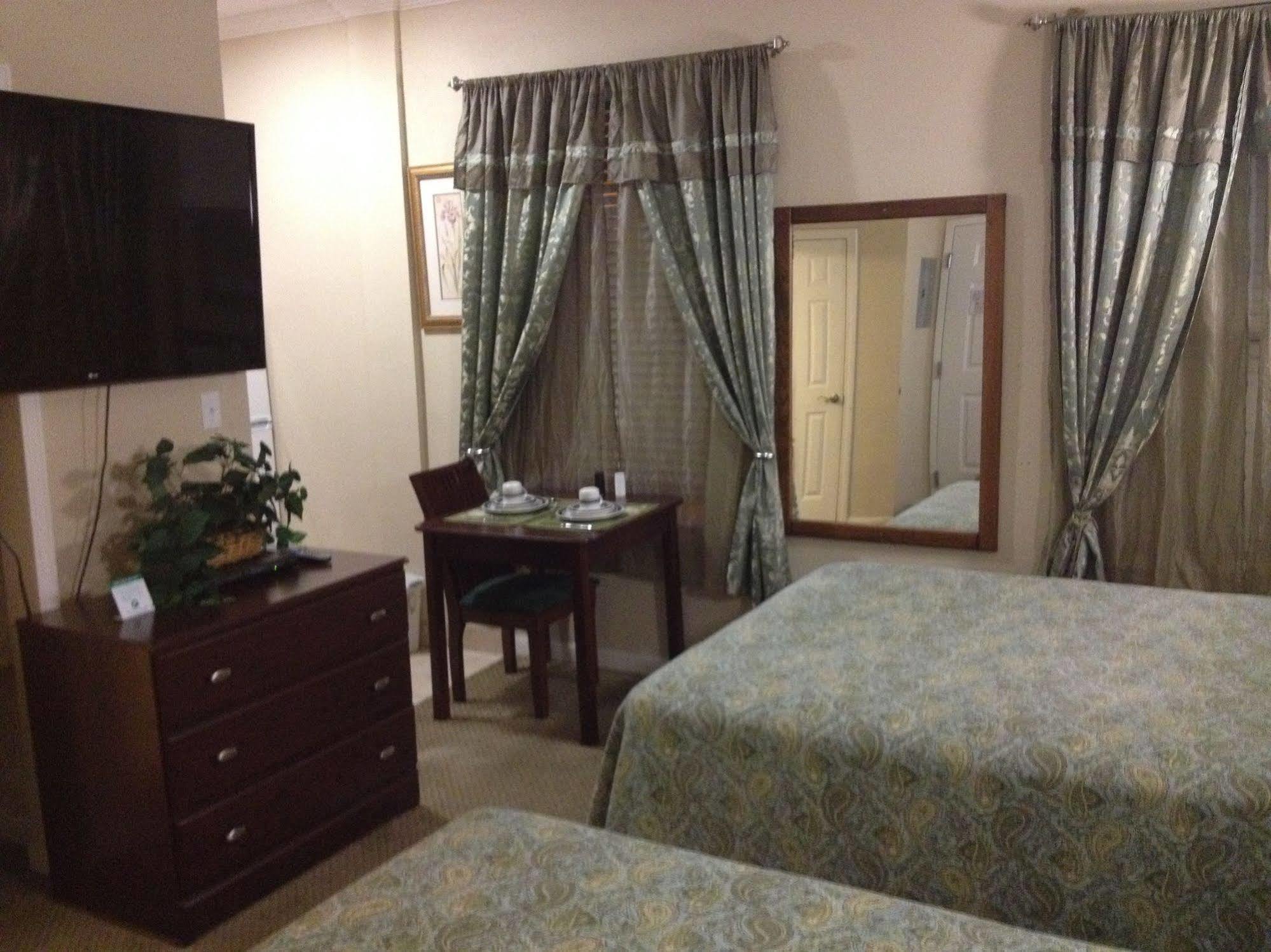 Athens Hotel & Suites Houston Extérieur photo