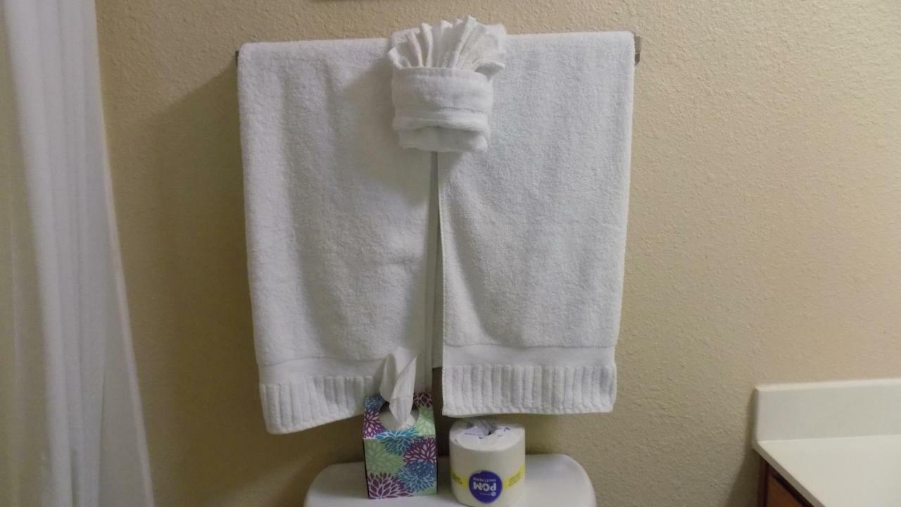 Athens Hotel & Suites Houston Extérieur photo